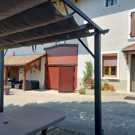 Les Copains D'Abord Villa Beaucroissant Екстериор снимка